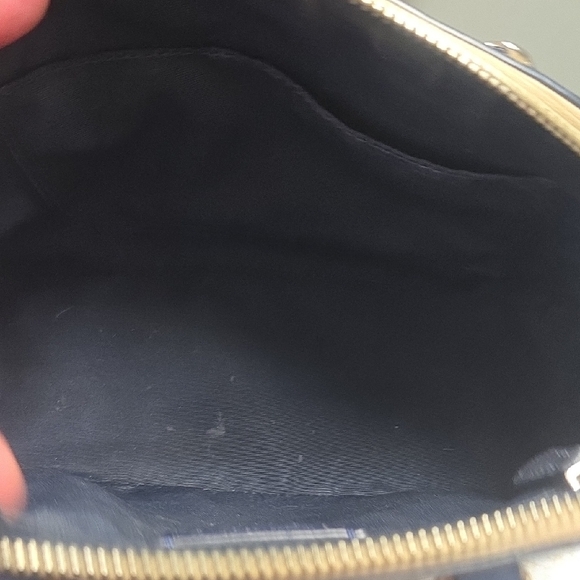 Coach Beige and Navy Satchel - Picture 4 of 11